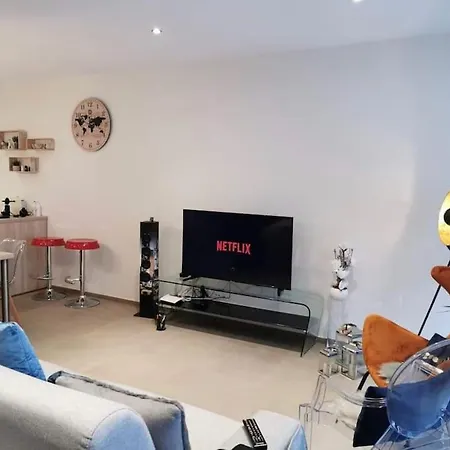 Luxury 1 Bedroom In Center With Terrace & Parking - 75m Apartamento Luxemburgo